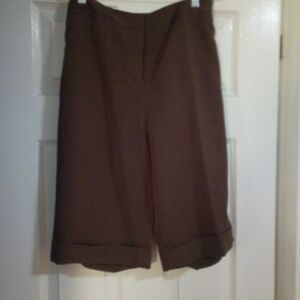 Emma James Brown Knee-Length Shorts